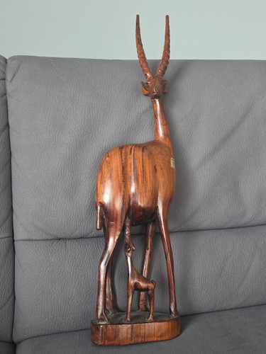 Holzfigur geschnitzte figur - holzfigur,