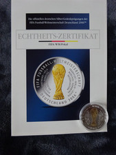 Medaille Silber ver- gold -et. "FIFA WM Pokal" 2006 DEUTSCHLAND + Zertifikat
