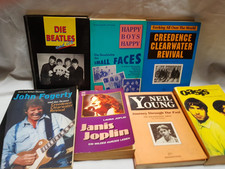 Rockbücher:Konvolut mit 7