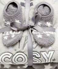 Neu Damen 3-teiliges Fleece kuschelig Club Lounge Pyjama & Socken Set grau