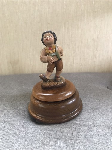 Vintage handgeschnitzt reuge - vintage,