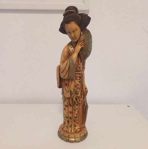 Handbemalte figur asiatische - figur,