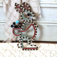 Ältere Brosche Hase, Gablonz