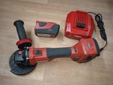 Hilti AG 4S-A22 21,6V Akku-Winkelschleifer +2 stück Akkus +Ladegerät +Scheiben