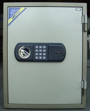 Diplomat Elektronischer Tresor 530E Stahlschrank Safe Geldschrank Wandtresor TOP