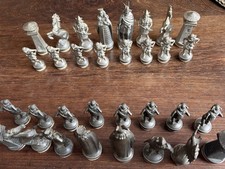 Schachspiel aus Zinn /
