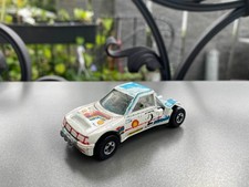 Hot Wheels Peugeot 205 Rallye | Loose/Lose | Weiß | Modell Spielzeugauto