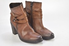 Giorgio Venuti  Damen