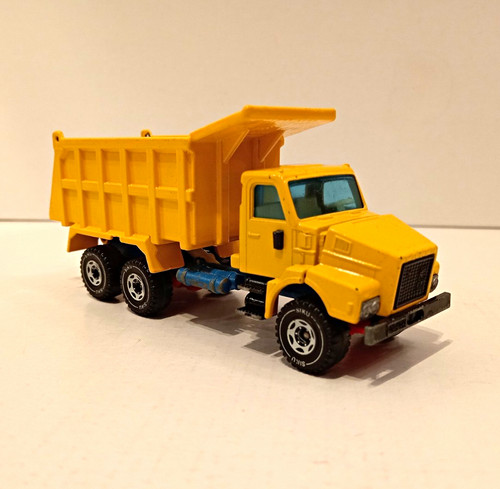 Siku gelb volvo muldenkipper - siku,