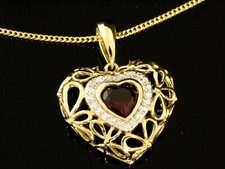 Goldkette mit Herz Anhänger