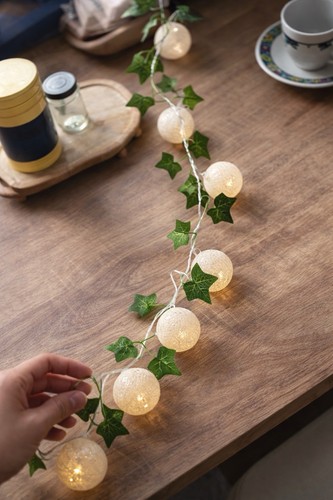 Led lichterkette mit blättern - lichterkette,