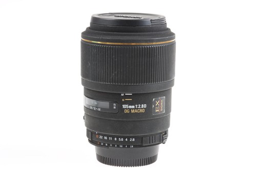 Sigma 105mm ex dg - f/2,8,