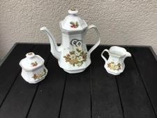 Kaffeekanne, Zuckerdose und