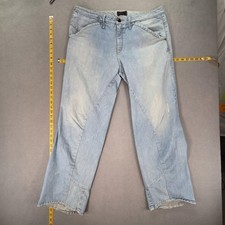 VTG Levis Engineered Jeans