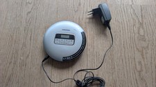 Grundig GCDP 8000 Portable CD-Player Silber
