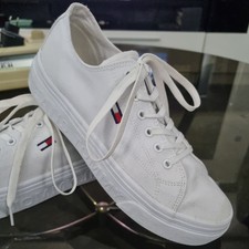 TOMMY HILFIGER JEANS GR. 40 FLATFORM PLATEAU STOFF SNEAKER DAMEN SCHUHE WEIß TOP