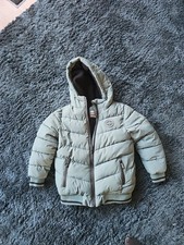 Hochwertige Winterjacke