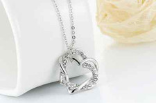 Halskette mit Anhänger Kette