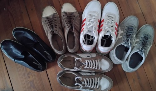 Fünf paar herrensportschuhe - paar, herrensportschuhe/