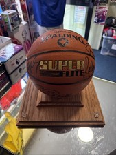 Vintage signierter Golden State Warriors 1991-1992 Ball mit Ständer Spalding Squad 