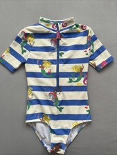 Badeanzug mit kurzen