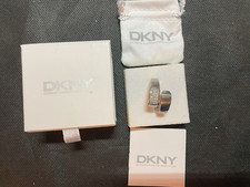 DKNY Edelstahl Damenring mit Zirkonia, Silber d= 19, Gr. 60
