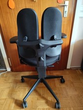 Orthopädischer Bürostuhl von der Firma Nowy in schwarz 