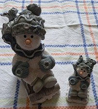 2 Schneemänner die Schlitten fahren- Figuren