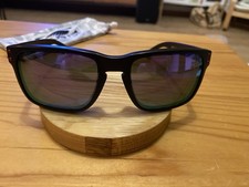 Oakley Holbrook Violett Iridium Sonnenbrille