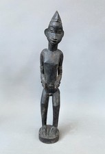 Afrikanische Statue, Premier