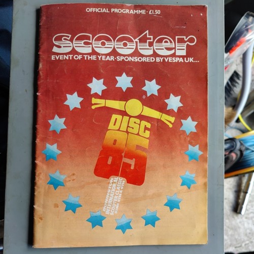 Vespa disc donington park - 85,