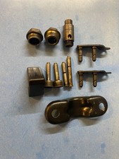 Oldtimer Mercedes W114 W115   Motorträger-Teile Kettenführung-Teile