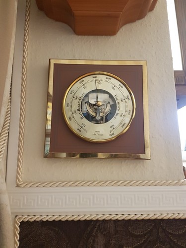 Barometer alt - barometer,