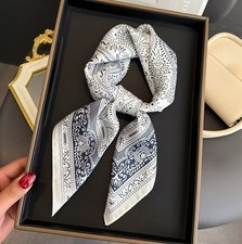 Elegantes Damen Halstuch 70x70