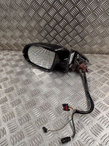 Audi 4h 2012 links - a8, d4