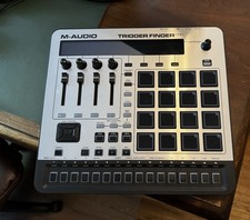 M-AUDIO  Triggerfinger PRO -