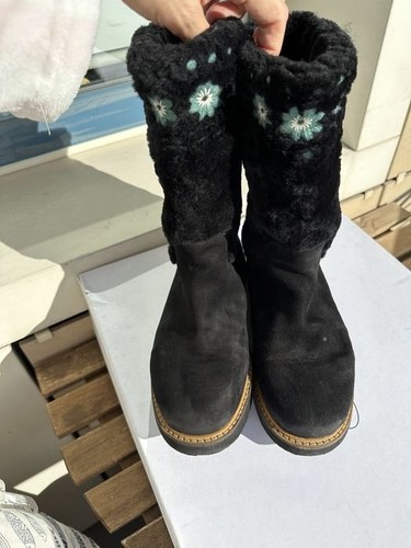 Women red valentino ugg boots - red,