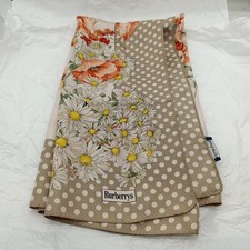 - BURBERRY ,  Seidentuch 90x90   -