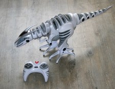 WowWee Roboraptor mit Fernbedienung X Dinosaurier Roboter Dino RC guter Zustand
