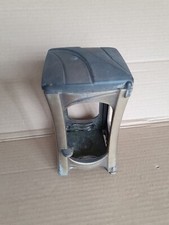 Grablampe, Grableuchte, Grablaterne aus Bronze ohne Sockel, Bronze ohne Glas