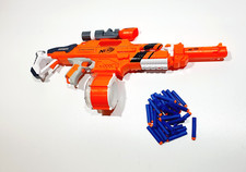 Hasbro Nerf Elite Accustrike Stratohawk mit 25er Magazin und Darts!!!