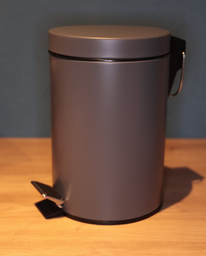 Metal cosmetic bin brown - metal,