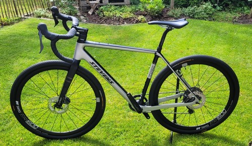 Stevens gravel bike - gravel,