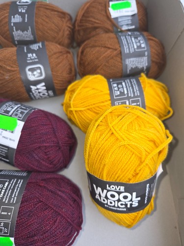 Lang yarns wool addicts - yarns,
