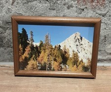 Bild mit Holzrahmen