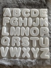 Buchstabenmatte Silikonform Gießform Raysin Keraflott Gips 