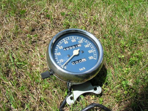 Tachometer mit chrombecher - tachometer,