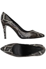 The No Animal Brand Pumps