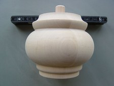 AUSWAHL AN MÖBELFÜßEN IN