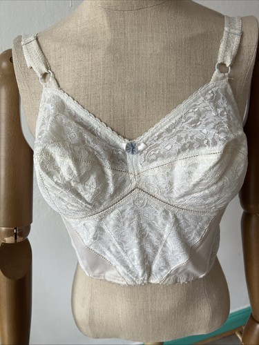 Vintage exquisite form - b,